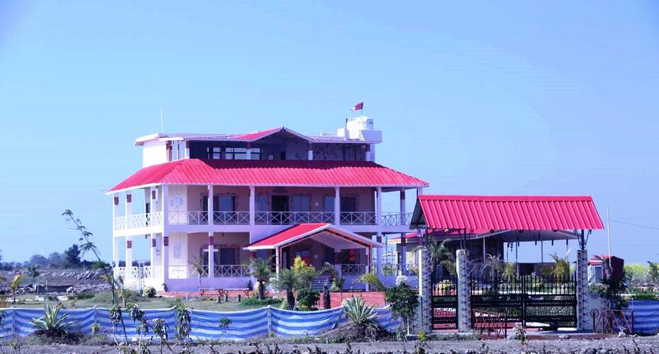 Holiday Homes and Resort, Bhopal 1